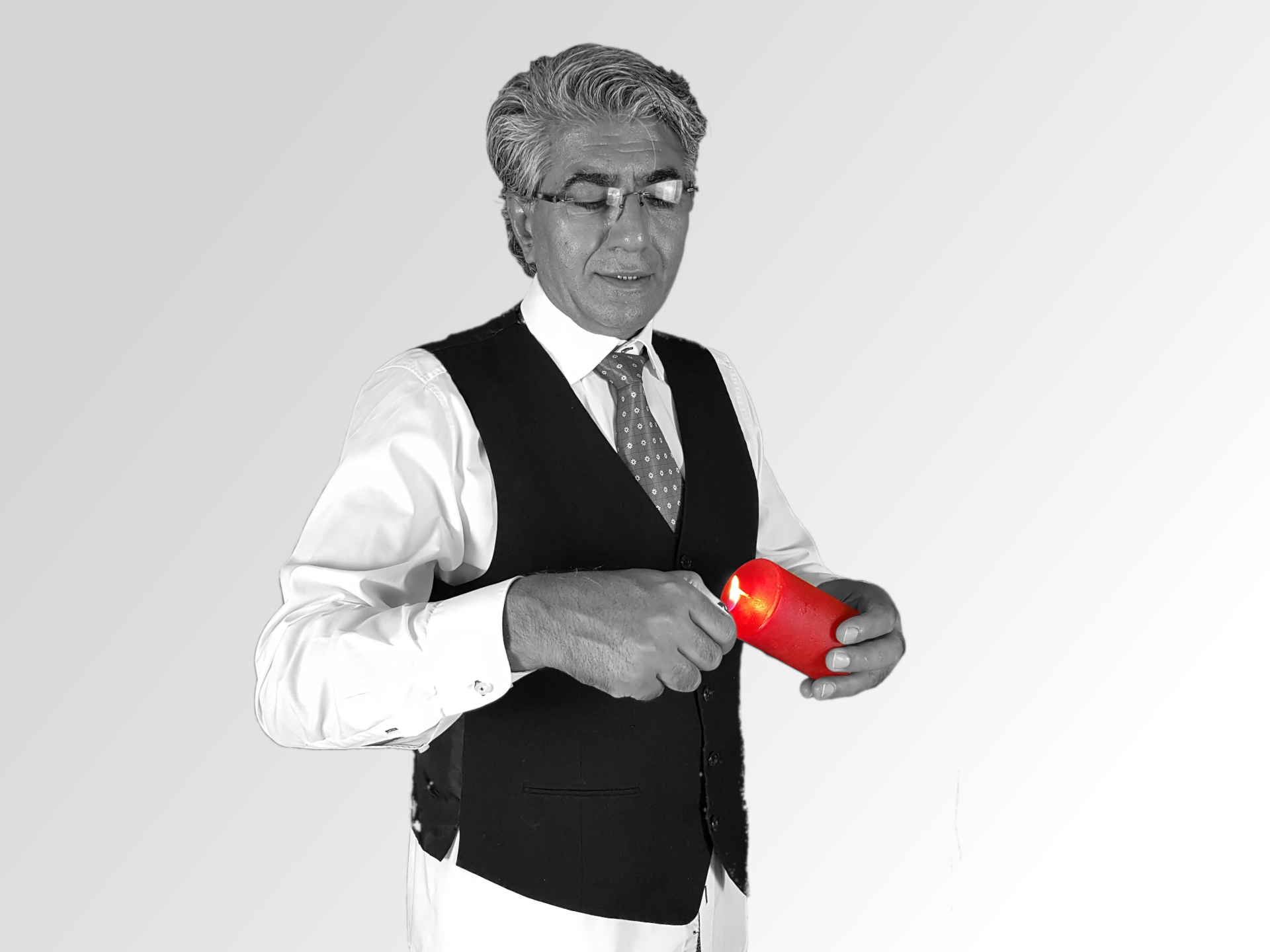 Walid mit Kerze Walid mit Kerze